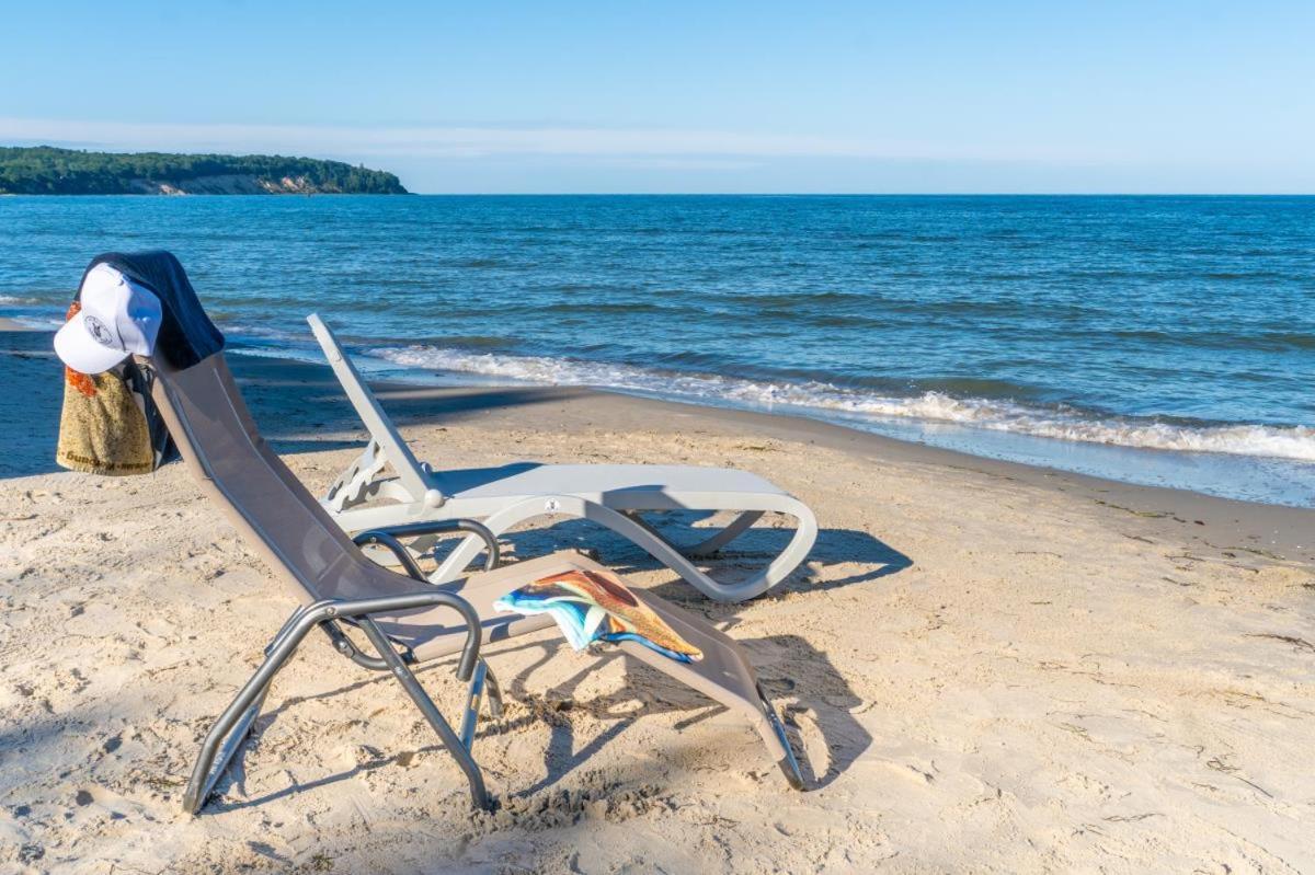 Suite Bragi - Odins Blick Wohnung 15 - Direkt Am Privatstrand, Mit Sauna Und Garten Lobbe Exterior foto