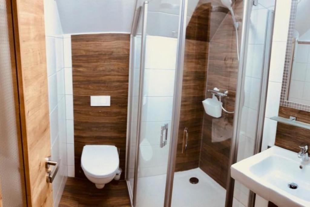 Suite Bragi - Odins Blick Wohnung 15 - Direkt Am Privatstrand, Mit Sauna Und Garten Lobbe Exterior foto